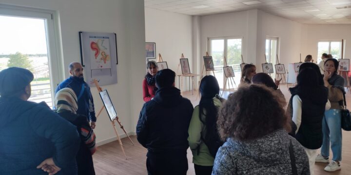 SAI di Cerignola, visita alla mostra “Spiegate le ali” per riflettere contro la violenza sulle donne
