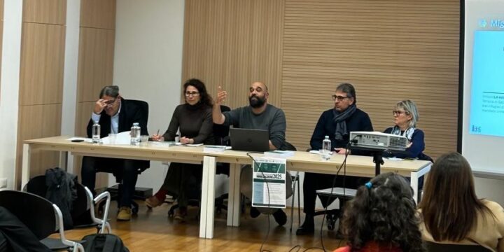 Puglia, aumentano i cittadini stranieri. Bene la presenza degli studenti a scuola
