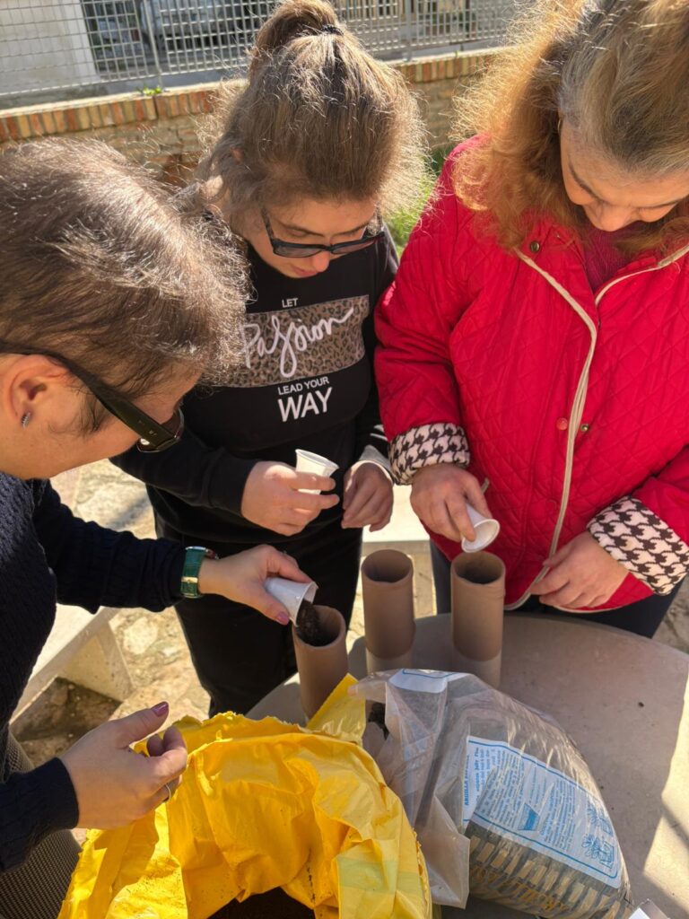 Centro Diurno "Cuore con le ali", parte il laboratorio di botanica creativa