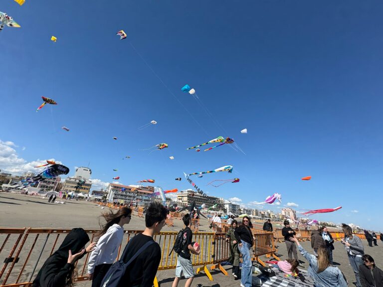 “DesTEENazione Foggia” al Festival degli Aquiloni di Margherita di Savoia