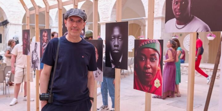 Manfredonia, “I volti dell’accoglienza”: il 27 maggio l’inaugurazione della mostra fotografica