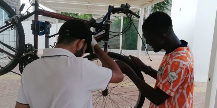 La Ciclofficina che insegna ai ragazzi un mestiere per il futuro