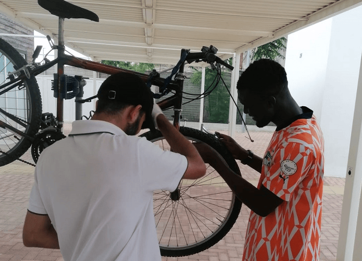 La “Ciclofficina orsarese” si muove tra borghi e Castelli per assistere i ciclisti
