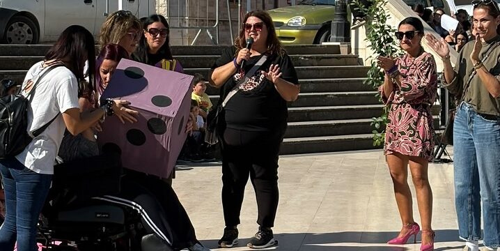 Poggio Imperiale, il Centro Diurno “Cuore con le ali” in piazza per la Giornata della Gentilezza