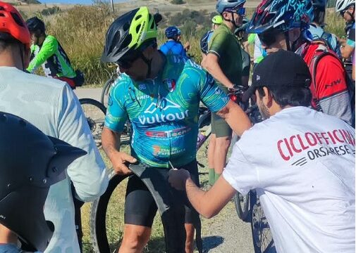 Faizan e Camara, la prima uscita della “Ciclofficina orsarese” per assistere i ciclisti